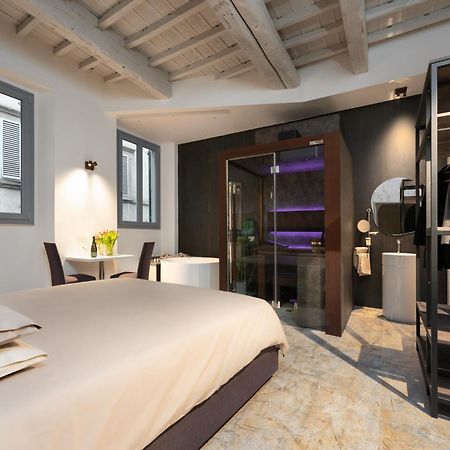 F1Rst Suite Apartment & Spa Florence Exterior photo